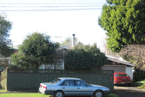 Photo of property in 329 Cambridge Road, Hillcrest, Hamilton, 3216