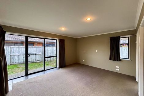 Photo of property in 16 Somerton Drive, Huntington, Hamilton, 3210