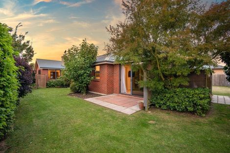 Photo of property in 16 Fenty Place, Mosgiel, 9024