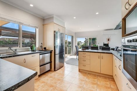 Photo of property in 7 Omana Avenue, Shelly Beach, Helensville, 0874