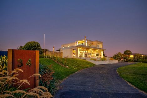 Photo of property in 34 Longbeach Drive, Castlecliff, Whanganui, 4501