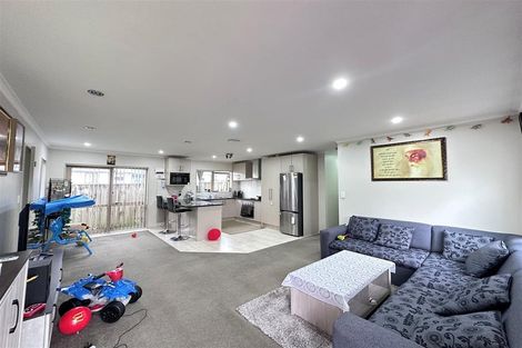 Photo of property in 34d Gifford Road, Papatoetoe, Auckland, 2025