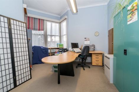 Photo of property in 121 Macandrew Road, South Dunedin, Dunedin, 9012