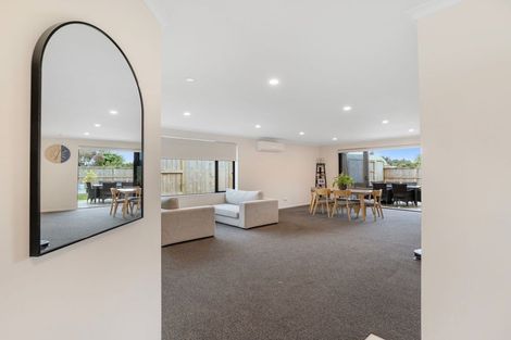 Photo of property in 19 Lloyd Crescent, Pukehangi, Rotorua, 3015