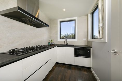 Photo of property in 7 Sir Lincoln Drive, Kumeu, 0810