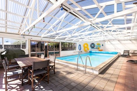 Photo of property in 8 Saint Ives Grove, Whalers Gate, New Plymouth, 4310