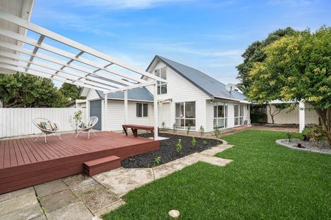 Photo of property in 48 Lambeth Road, Mount Eden, Auckland, 1041