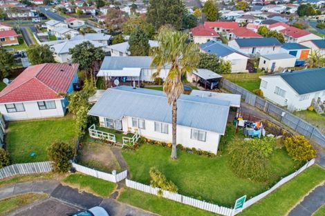 Photo of property in 1/5 Hatherley Place, Clendon Park, Auckland, 2103