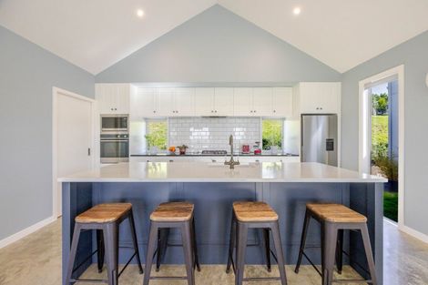 Photo of property in 45 Highlands Drive, Waipawa, 4277