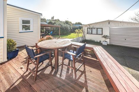 Photo of property in 20 College Street, College Estate, Whanganui, 4500