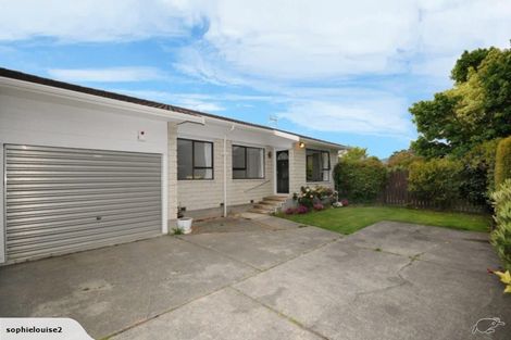 Photo of property in 2/24 Solway Avenue, Ilam, Christchurch, 8041