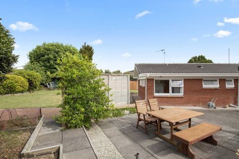 Photo of property in 18 Lakeside Drive, Pahurehure, Papakura, 2113