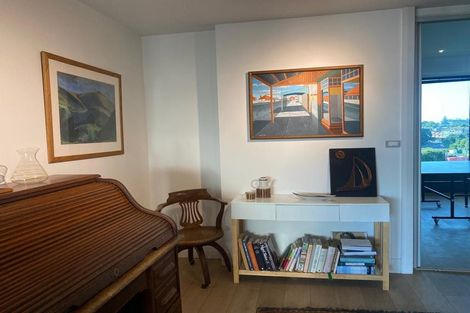 Photo of property in 9d/2 Saint Martins Lane, Grafton, Auckland, 1010