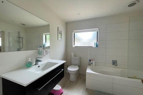 Photo of property in 15 Motuora Road, Manly, Whangaparaoa, 0930