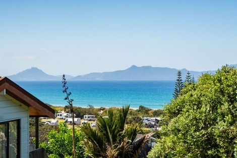 Photo of property in 25 Saint Anne Road, Waipu, 0582