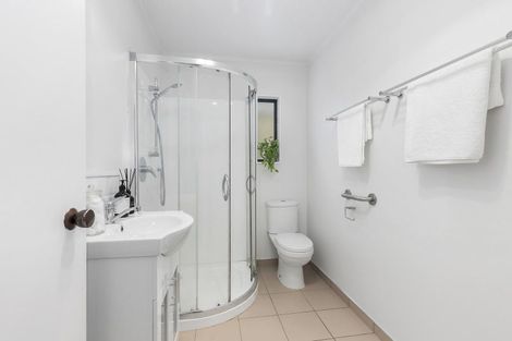 Photo of property in 19a Stephen Street, Johnsonville, Wellington, 6037