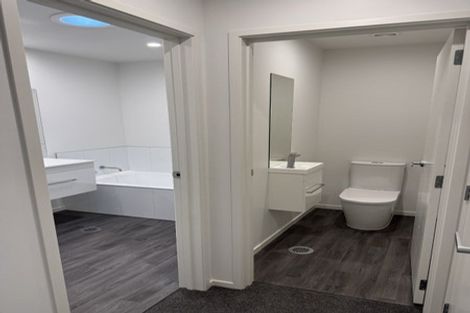 Photo of property in 393 Devonport Road, Tauranga South, Tauranga, 3112