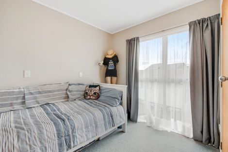 Photo of property in 11 Fairway Avenue, Red Beach, 0932