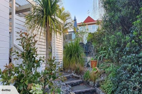 Photo of property in 8 Swann Beach Road, Stanmore Bay, Whangaparaoa, 0932
