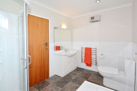 Photo of property in 26 Braeside, Kinmont Park, Mosgiel, 9024