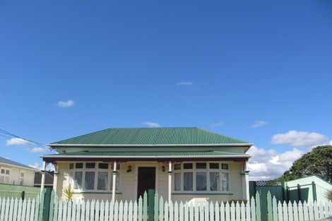 Photo of property in 8 Nelson Street, Petone, Lower Hutt, 5012