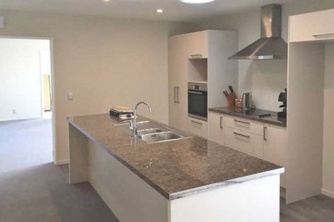 Photo of property in 32 Kenwyn Avenue, St Albans, Christchurch, 8052