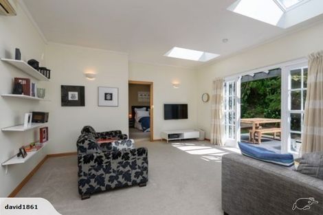 Photo of property in 11 Albemarle Road, Northland, Wellington, 6012