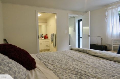 Photo of property in 289b Courtenay Street, Strandon, New Plymouth, 4312