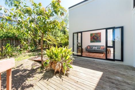 Photo of property in 1/141 Weatherly Road, Torbay, Auckland, 0630