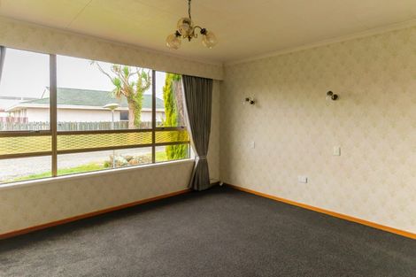Photo of property in 53 Wye Street, Newfield, Invercargill, 9812
