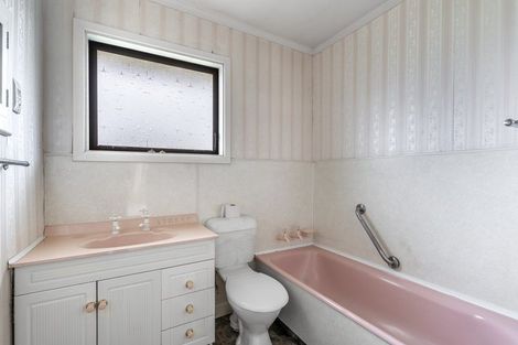 Photo of property in 6 Coutts Road, Gore, 9710