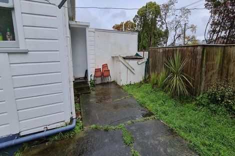 Photo of property in 6 Roxburgh Grove, Petone, Lower Hutt, 5012