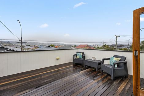 Photo of property in 155 Victoria Road, Saint Clair, Dunedin, 9012