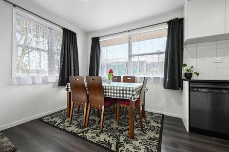 Photo of property in 39 Rhonda Avenue, Deanwell, Hamilton, 3206