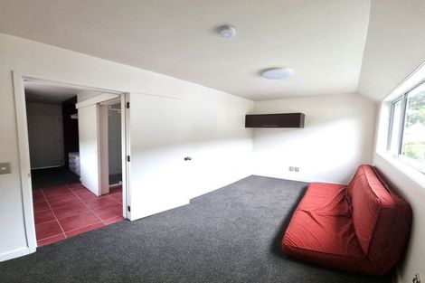 Photo of property in 11 Lawson Place, Mount Victoria, Wellington, 6011