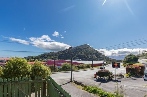 Photo of property in 12 Smith Street, Greymouth, 7805