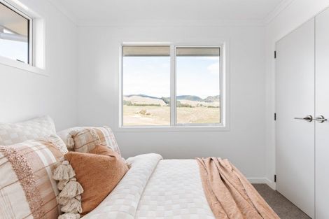 Photo of property in 21 Kohekohe Drive, Owhata, Rotorua, 3010