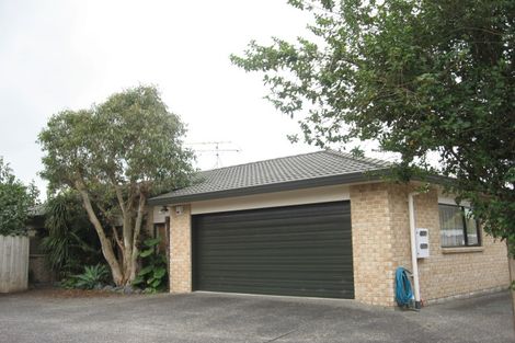 Photo of property in 2/7 Studfall Street, Pakuranga Heights, Auckland, 2010