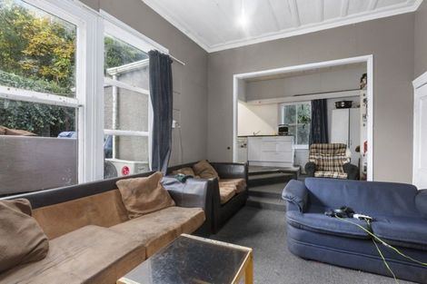 Photo of property in 132 Queen Street, North Dunedin, Dunedin, 9016