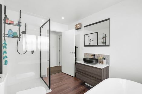 Photo of property in 4 Gisele Crescent, Halswell, Christchurch, 8025