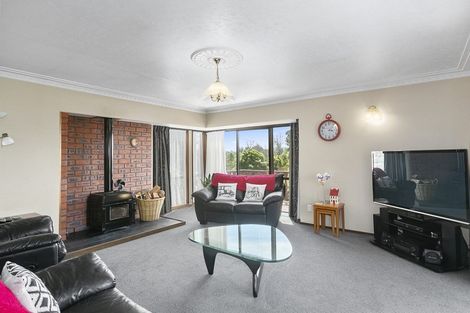 Photo of property in 70 Kinmont Crescent, Kinmont Park, Mosgiel, 9024