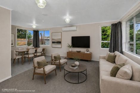 Photo of property in 10 Gannet Place, One Tree Point, 0118