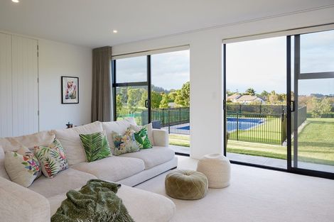 Photo of property in 33 Osbaldiston Lane, Kaukapakapa, 0873