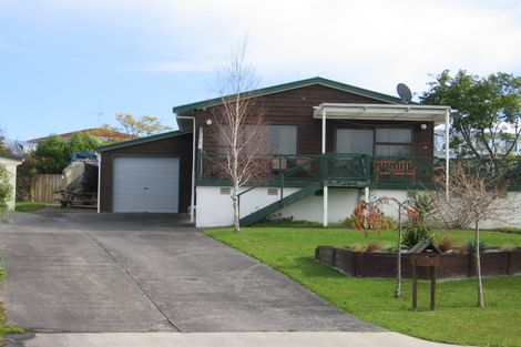 Photo of property in 16 Mayne Place, Snells Beach, 0920