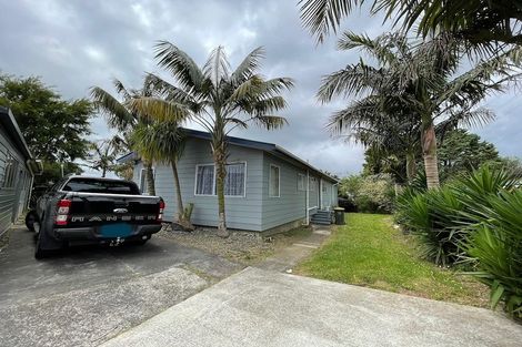 Photo of property in 22 Cherry Tree Place, Massey, Auckland, 0614