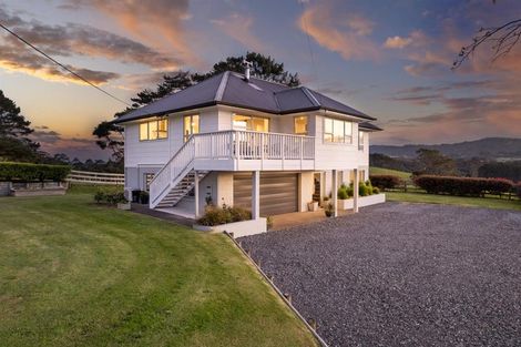 Photo of property in 90 Mcentee Road, Waitakere, Auckland, 0816