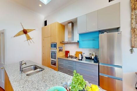 Photo of property in 23 Maarama Crescent, Aro Valley, Wellington, 6021