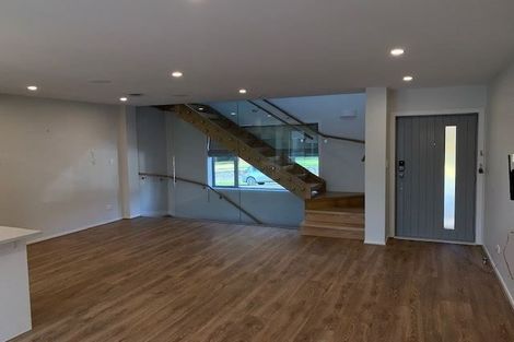 Photo of property in 7/19 Ruakiwi Road, Hamilton Lake, Hamilton, 3204