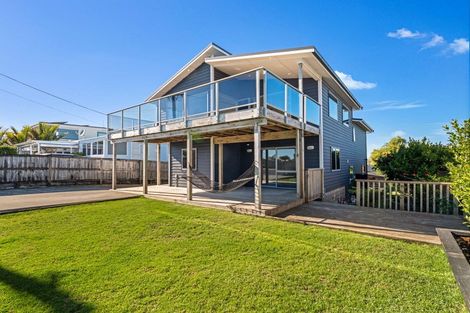 Photo of property in 1319 Whangaparaoa Road, Army Bay, Whangaparaoa, 0930