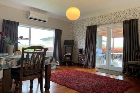 Photo of property in 2 Svenson Road, Waipukurau, 4200